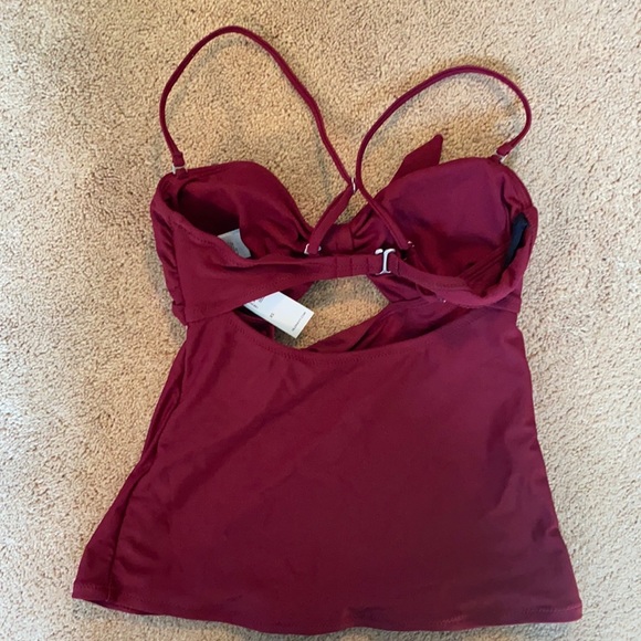NWT, Old Navy tankini length bathing suit top - Picture 4 of 8